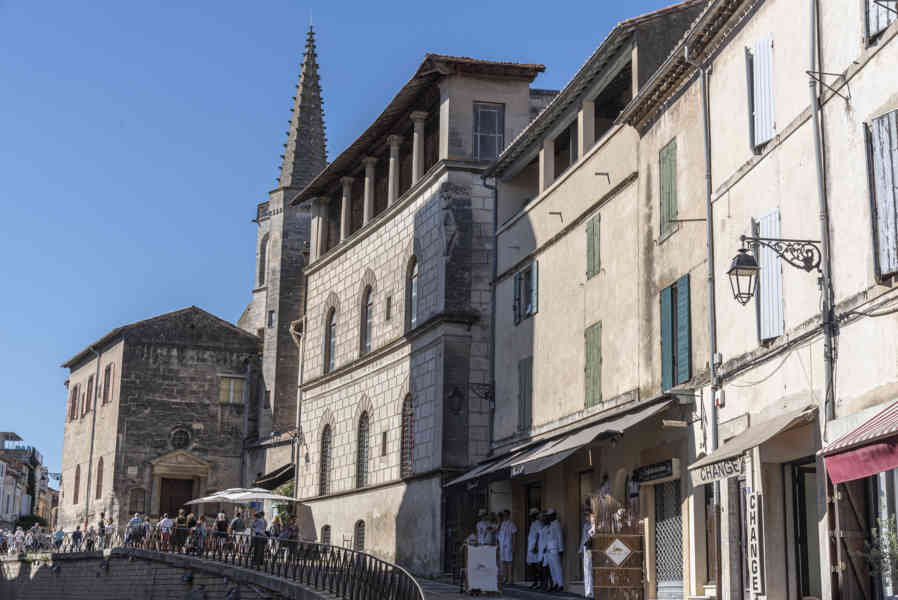 Francia - Arles 079.jpg